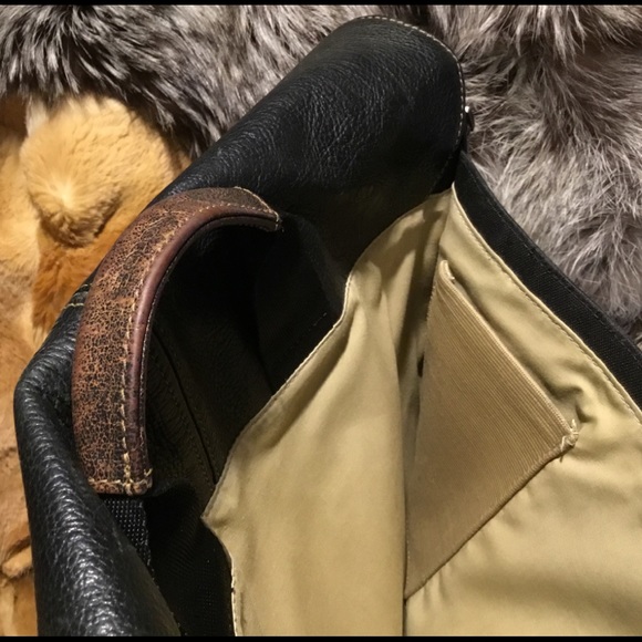 NWT BOCONI LEATHER MESSENGER BAG - Picture 7 of 8